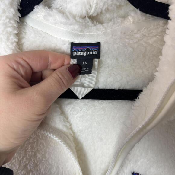 Patagonia Women’s Los Gatos Hooded Fleece Pullover - Picture 3 of 5